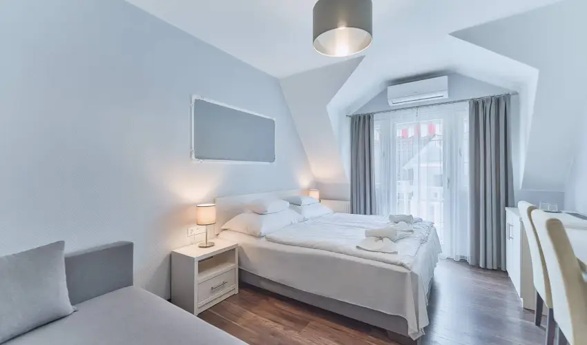 Tokajer Wellness Panzi� Keszthely - Okt�ber 23. (min. 2 �j)