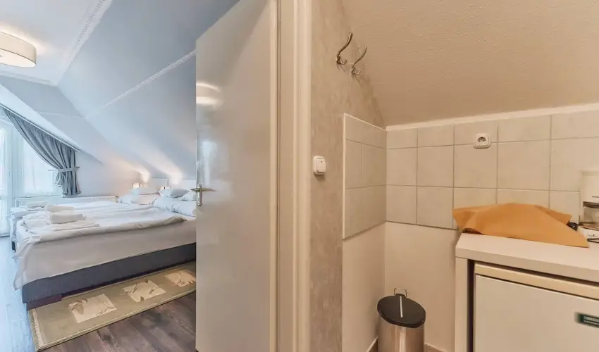 Tokajer Wellness Panzi� Keszthely - Okt�ber 23. (min. 2 �j)