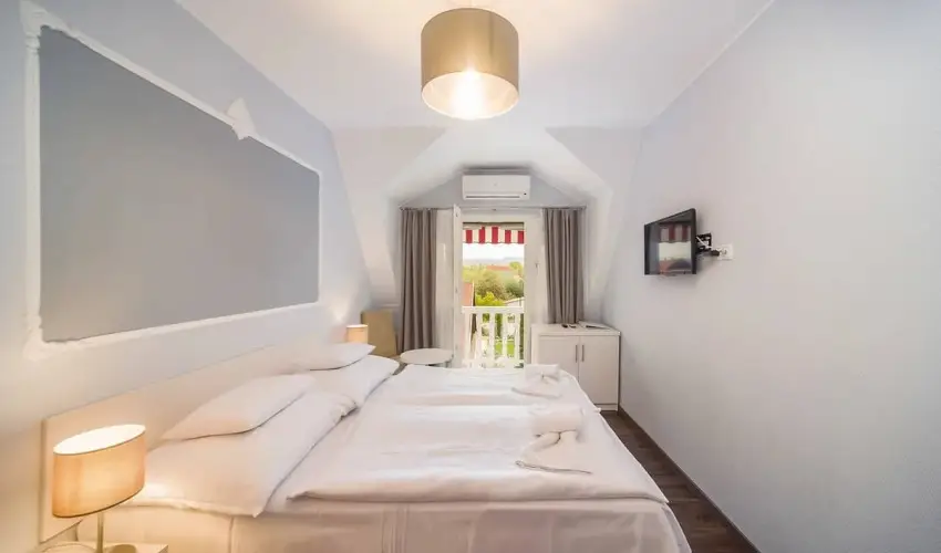 Tokajer Wellness Panzi� Keszthely - Okt�ber 23. (min. 2 �j)