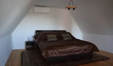 T�csi lak Szigetszentm�rton