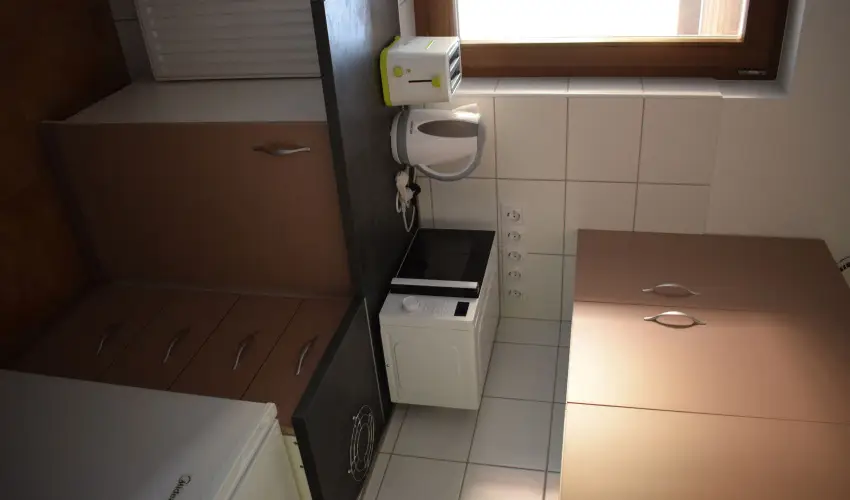 T�csi lak Szigetszentm�rton - Okt�ber 23. (min. 2 �j)