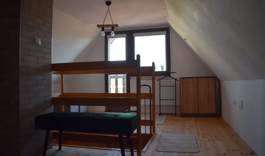 T�csi lak Szigetszentm�rton - Okt�ber 23. (min. 2 �j)