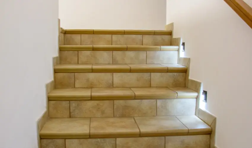 Tulipn Vendghz rvnyes - Oktber 23. (min. 2 j)