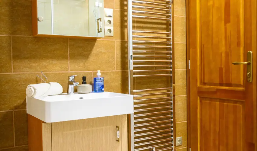 Tulipn Vendghz rvnyes - Oktber 23. (min. 2 j)