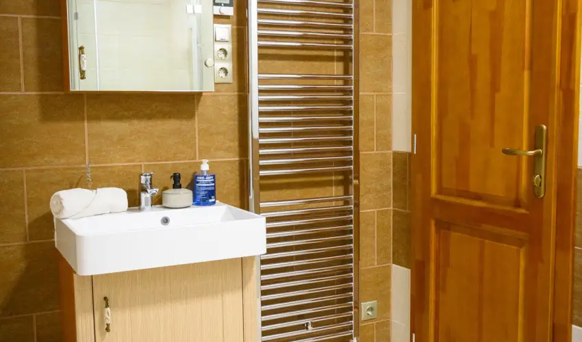 Tulipn Vendghz rvnyes - Oktber 23. (min. 2 j)