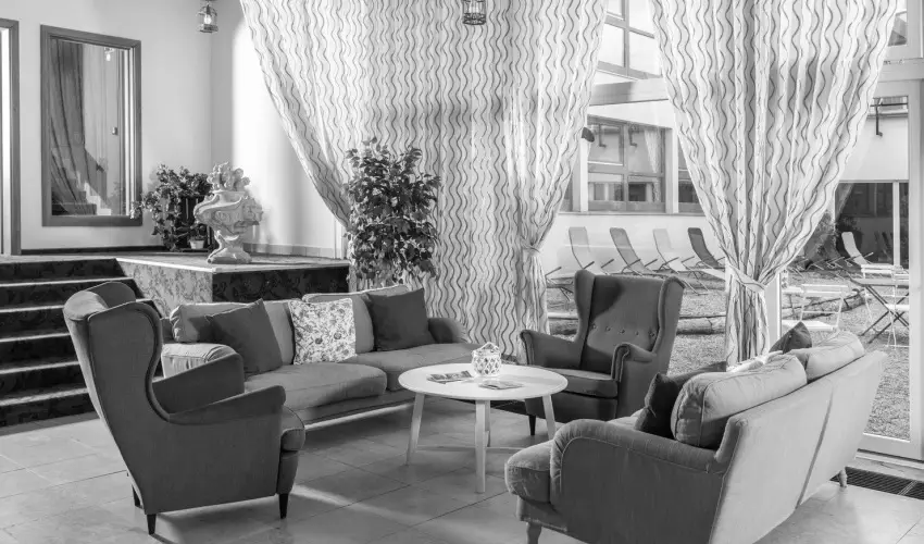 Tndrkert Hotel Noszvaj - Oktber 23. (min. 2 j)