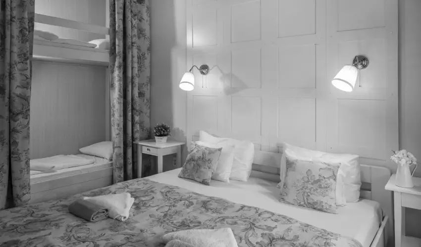 Tndrkert Hotel Noszvaj - Oktber 23. (min. 2 j)