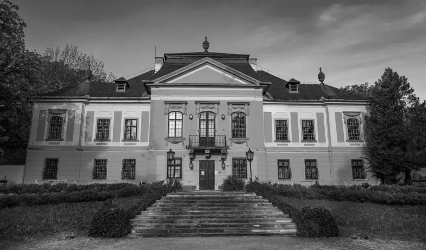 Tndrkert Hotel Noszvaj - Oktber 23. (min. 2 j)