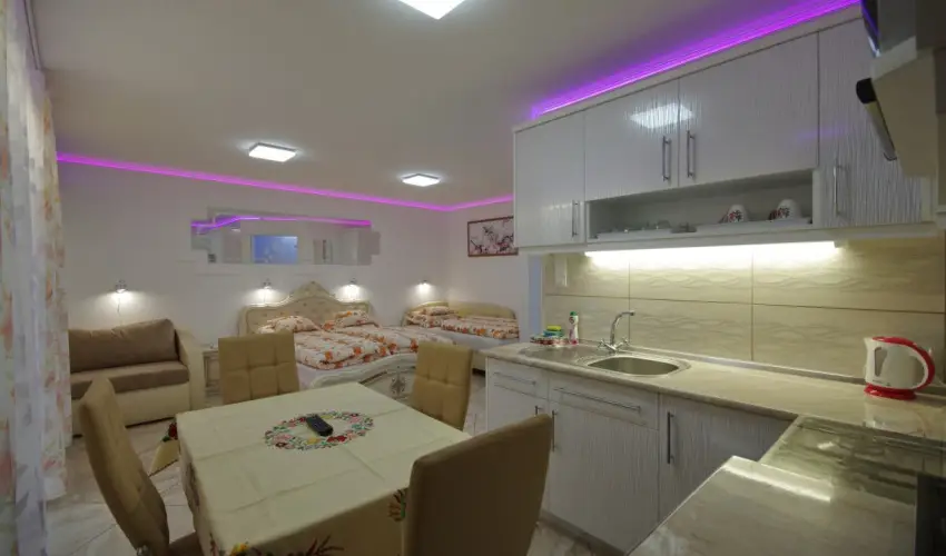 Veronika Apartman De Luxe Gyula - Oktber 23. 