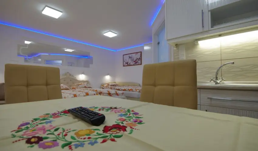 Veronika Apartman De Luxe Gyula - Oktber 23. 