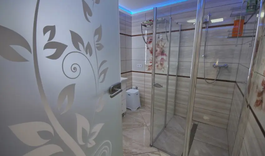 Veronika Apartman De Luxe Gyula - Oktber 23. 