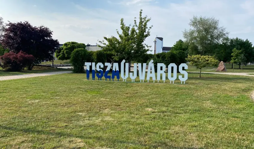 Vica Apartman Tiszajvros - Oktber 23. (min. 2 j)