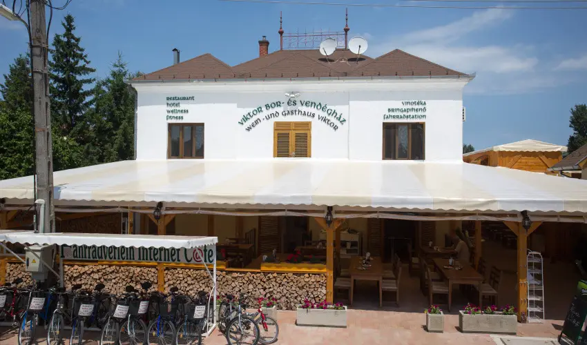 Viktor Bor- s Vendghz Balatonmriafrd - Oktber 23. 