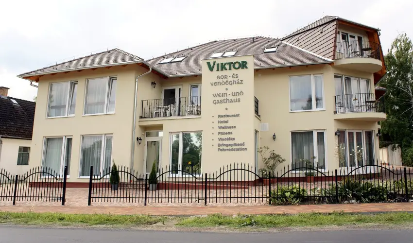 Viktor Bor- s Vendghz Balatonmriafrd - Oktber 23. 