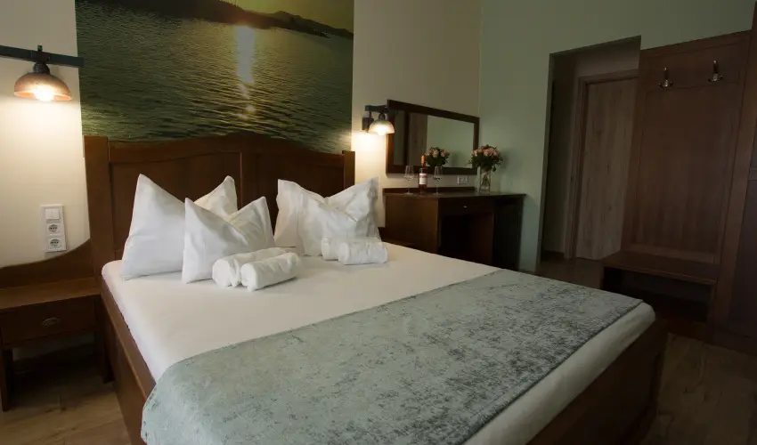 Viktor Bor- s Vendghz Balatonmriafrd - Oktber 23. 