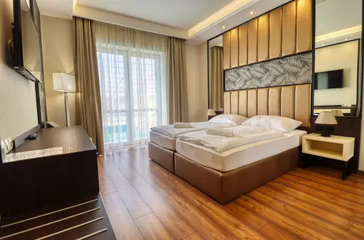 Hotel Villa Park - Okt�ber 23. (min. 2 �j)