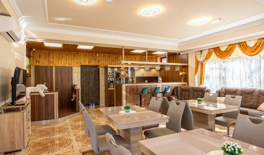 Vrs lom Apartman Panzi Tiszakcske Tiszakcske - Oktber 23.