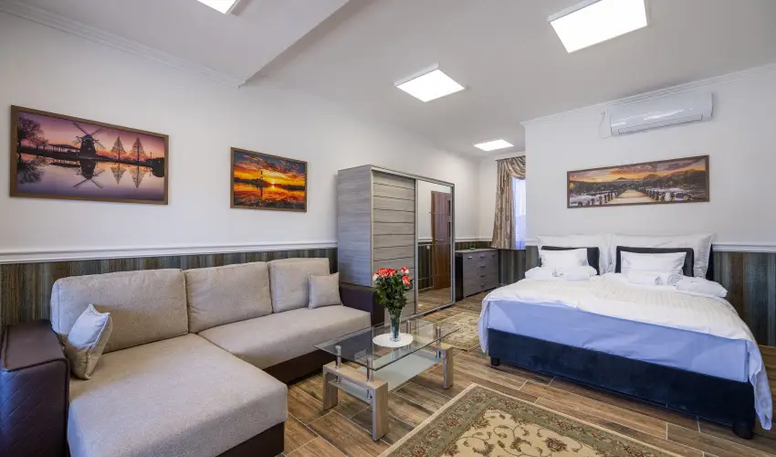 Vrs lom Apartman Panzi Tiszakcske Tiszakcske - Oktber 23.