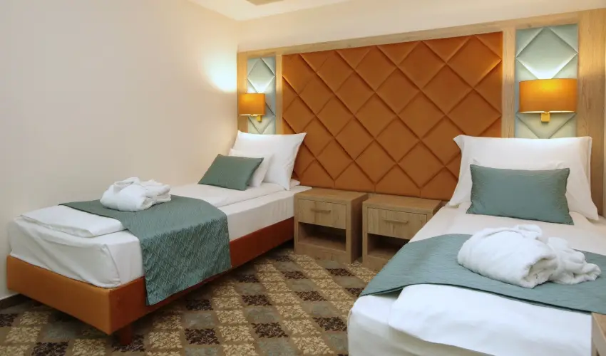 Wellness Hotel Gyula Gyula - Oktber 23. (min. 3 j)