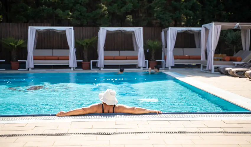 Wellness Hotel Gyula Gyula - Okt�ber 23. (min. 3 �j)