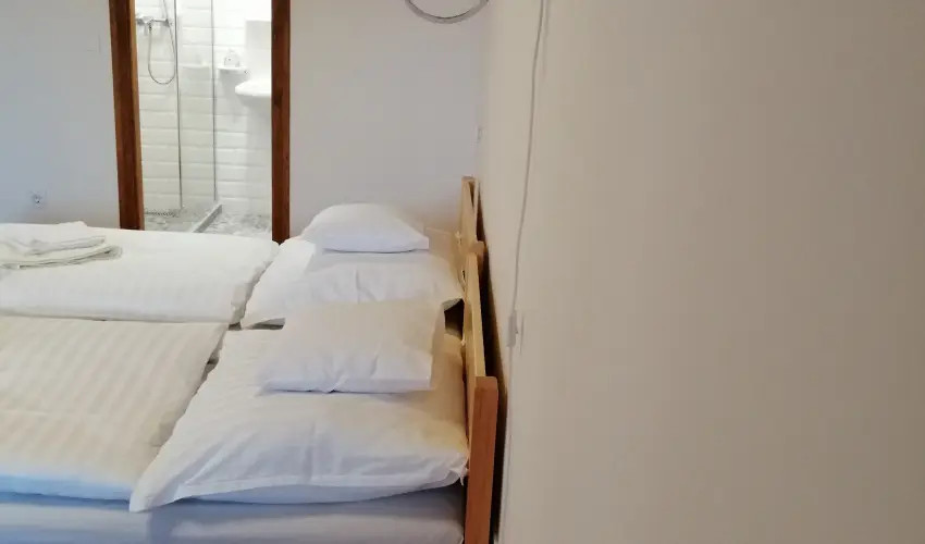 Zemplni Tndrkert Vendghz Fzrkomls - Oktber 23.