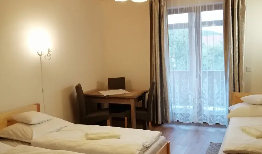 Zemplni Tndrkert Vendghz Fzrkomls - Oktber 23.