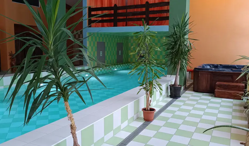 Z�ldsziget Mened�k Rendezv�ny �s Pihen�h�z B�rna - Okt�ber 23. (min. 2 �j)